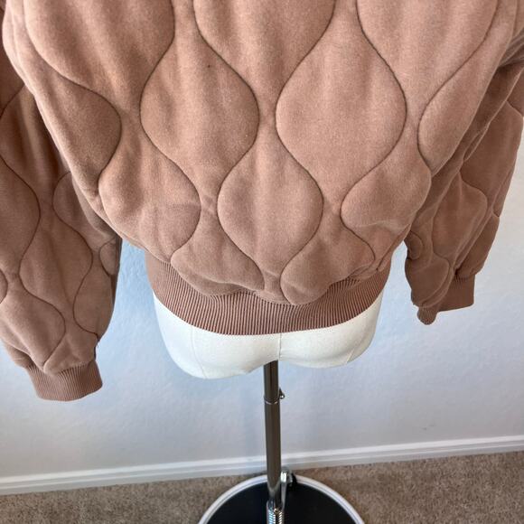 Abercrombie & Fitch Quilted Zip Up Bomber Jacket size Medium Tan Womens - Picture 6 of 9